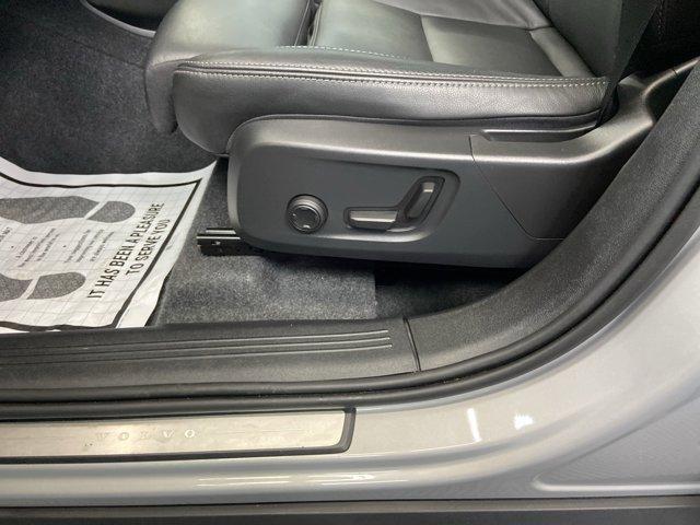 used 2025 Volvo XC40 car, priced at $39,900