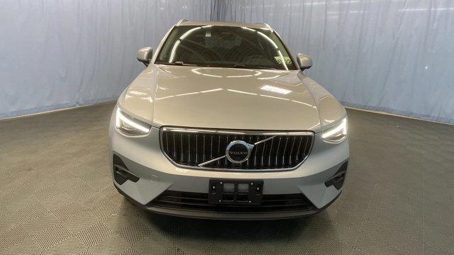 new 2024 Volvo XC40 car, priced at $41,993