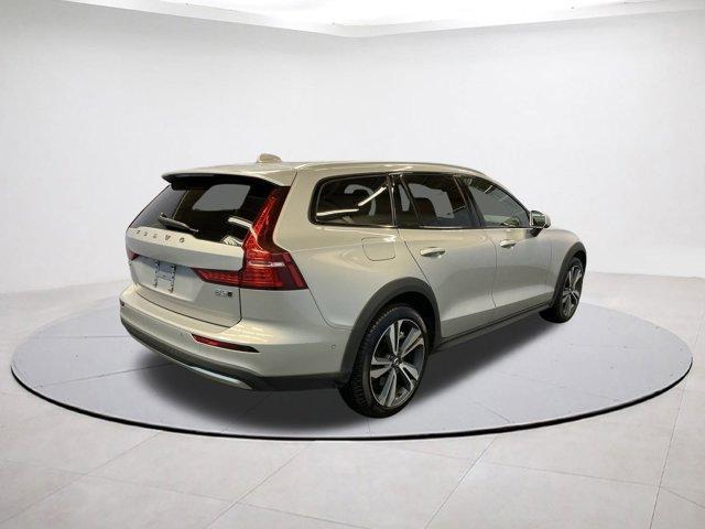 used 2025 Volvo V60 Cross Country car, priced at $42,900