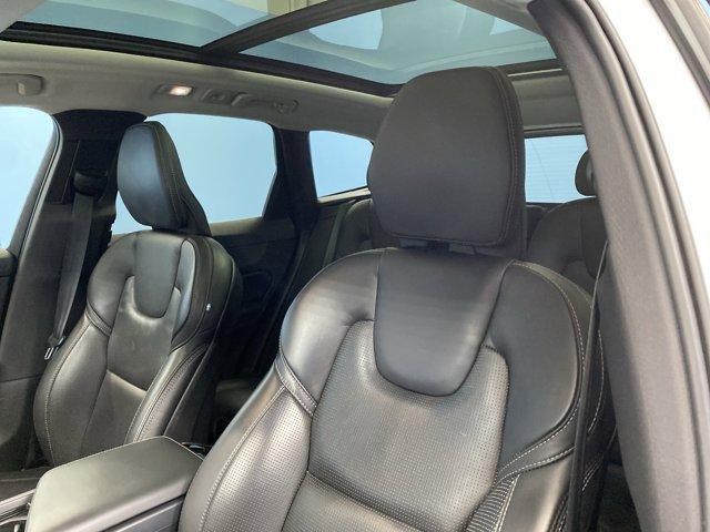 used 2022 Volvo XC60 car, priced at $31,900