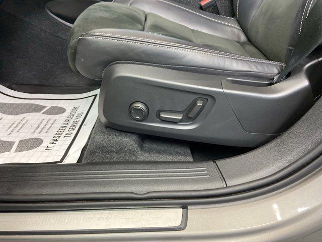 used 2022 Volvo XC40 car, priced at $25,593