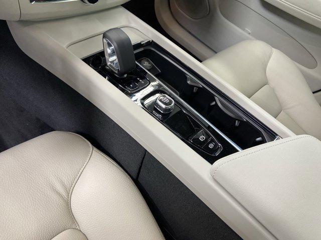 new 2025 Volvo XC60 car, priced at $50,315