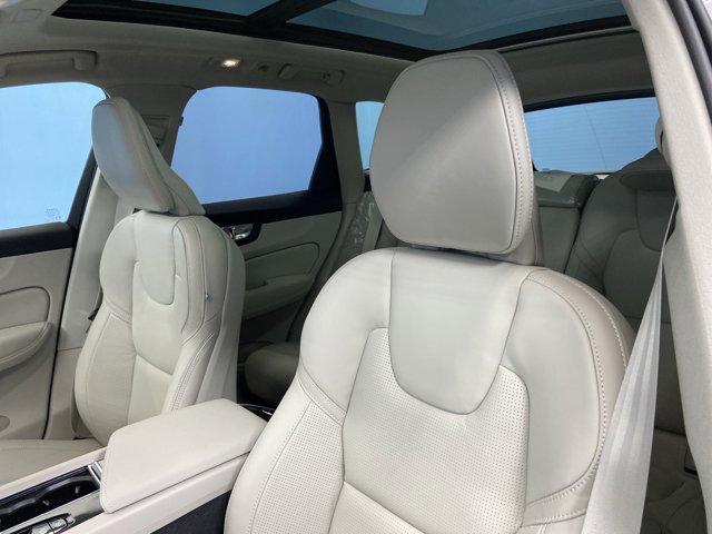 new 2026 Volvo XC60 car, priced at $63,935