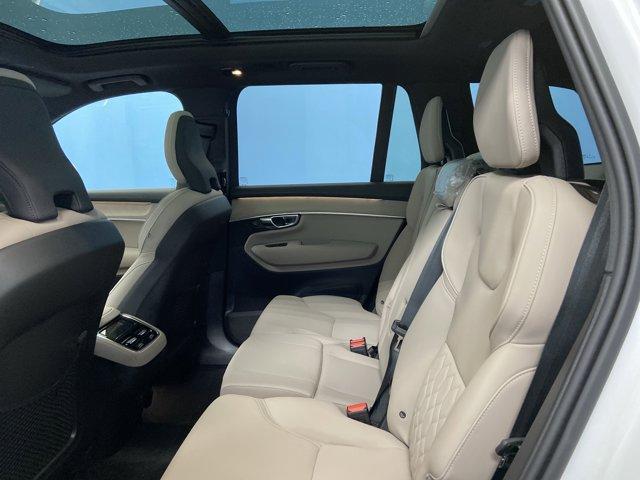 new 2025 Volvo XC90 car