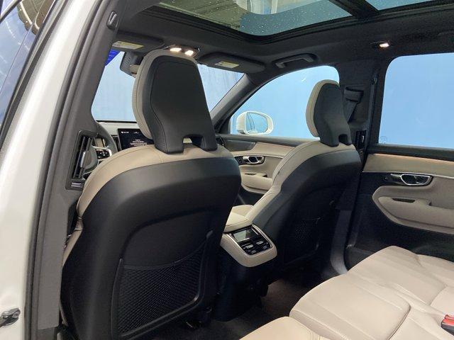 new 2025 Volvo XC90 car
