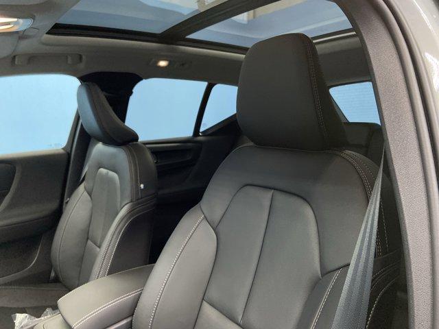 new 2025 Volvo XC40 car, priced at $47,335