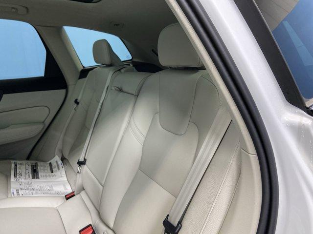 new 2025 Volvo XC60 car, priced at $50,665