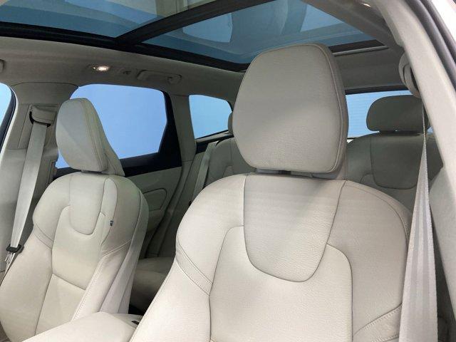 new 2025 Volvo XC60 car, priced at $55,335