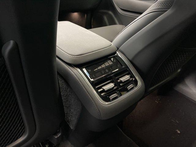 new 2025 Volvo XC90 car, priced at $60,495