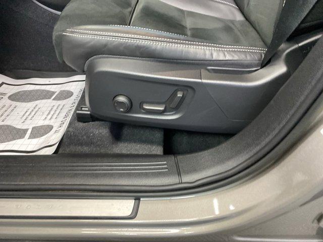 used 2022 Volvo XC40 car, priced at $29,900