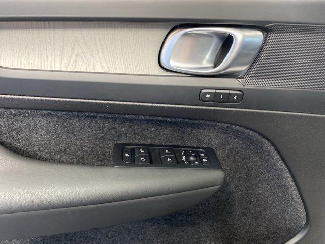 used 2025 Volvo XC40 car, priced at $33,918