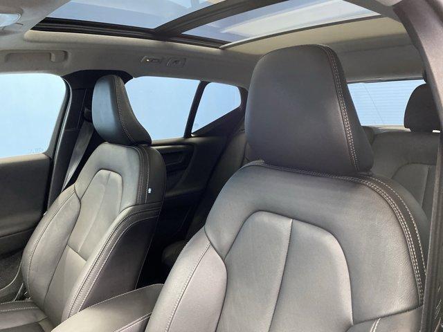 used 2025 Volvo XC40 car, priced at $33,918