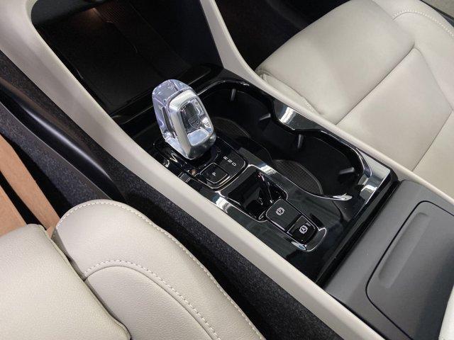 new 2025 Volvo XC40 car, priced at $50,145