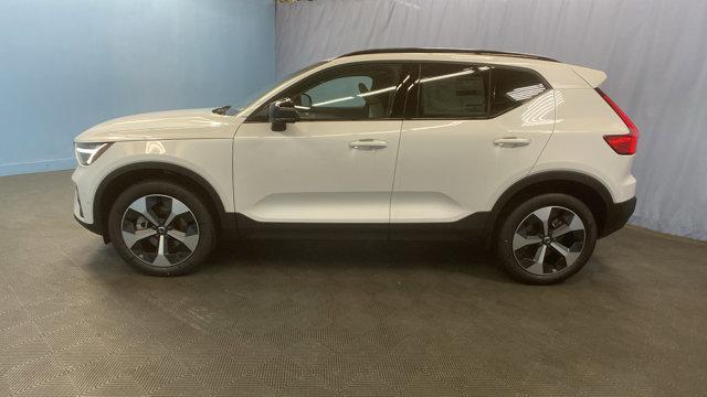 new 2025 Volvo XC40 car, priced at $45,315