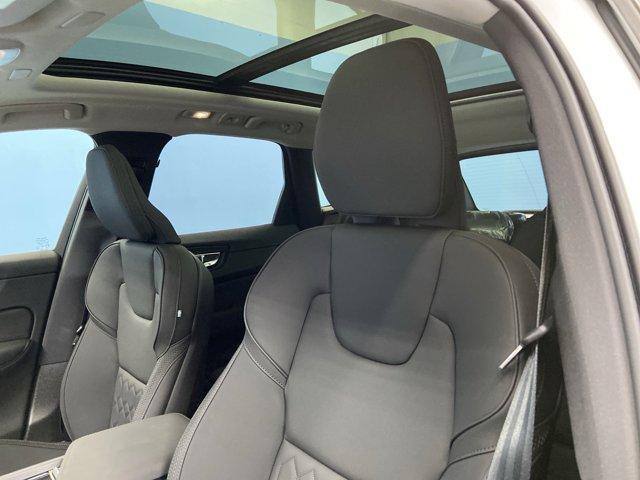 new 2026 Volvo XC60 car, priced at $58,375