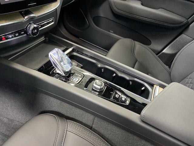 new 2026 Volvo XC60 car, priced at $58,375