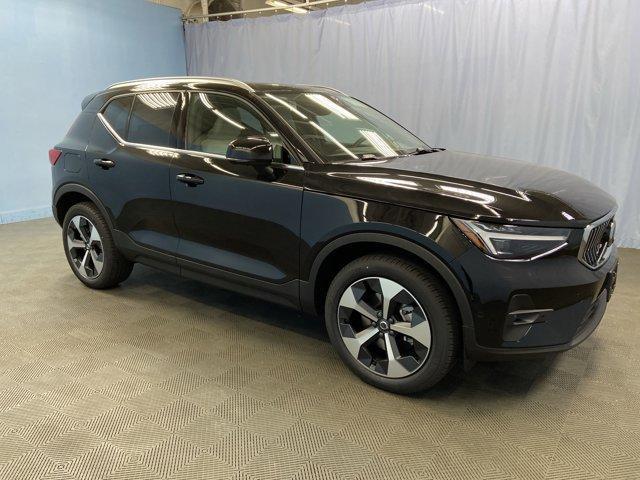new 2025 Volvo XC40 car, priced at $46,785