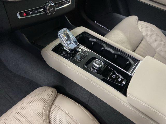 new 2025 Volvo XC90 Plug-In Hybrid car, priced at $82,405