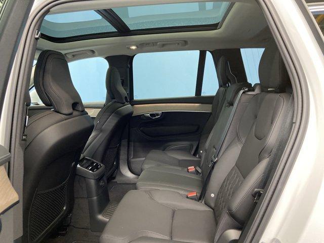 new 2025 Volvo XC90 Plug-In Hybrid car