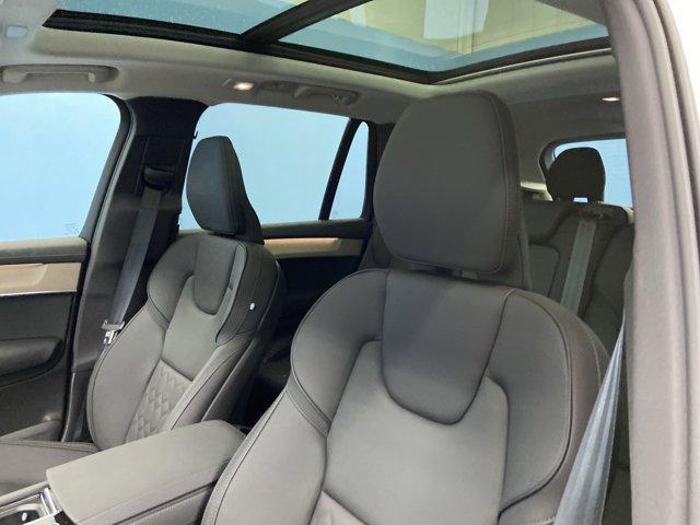 new 2025 Volvo XC90 Plug-In Hybrid car