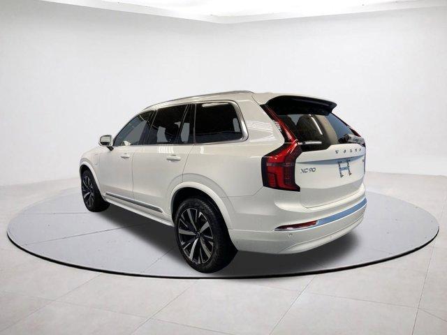 new 2025 Volvo XC90 Plug-In Hybrid car