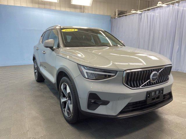 used 2024 Volvo XC40 car, priced at $36,866