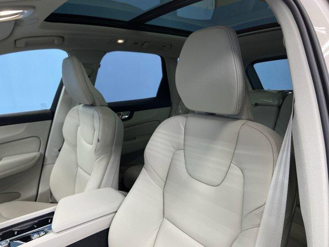 new 2025 Volvo XC60 car, priced at $54,110