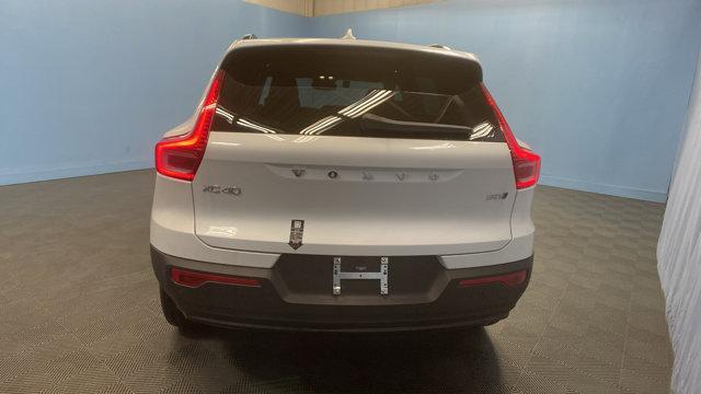 new 2025 Volvo XC40 car, priced at $45,315