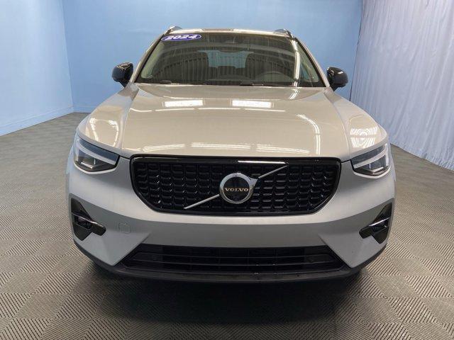 used 2024 Volvo XC40 car, priced at $37,672