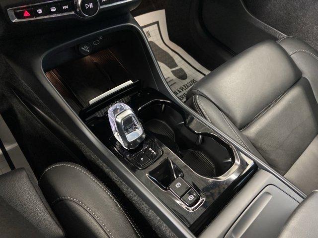 used 2025 Volvo XC40 car, priced at $37,072