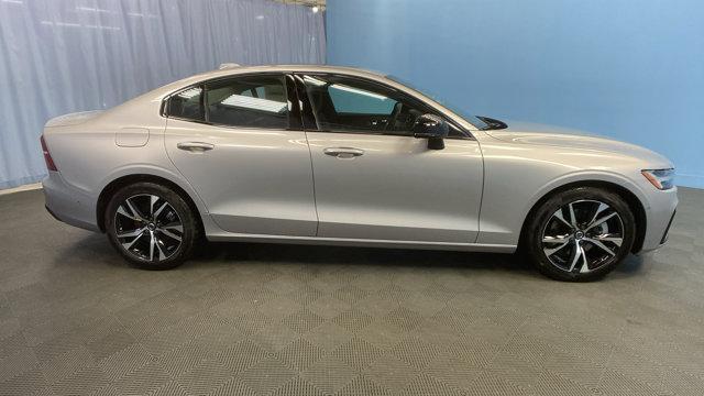 new 2024 Volvo S60 car, priced at $47,995