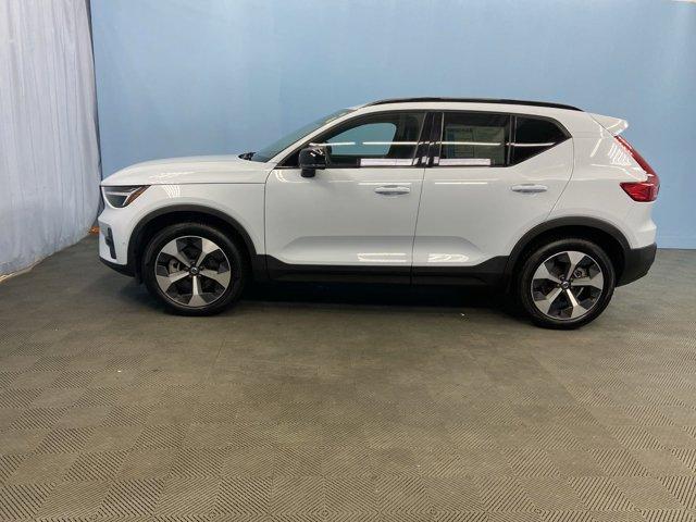 used 2024 Volvo XC40 car, priced at $34,521