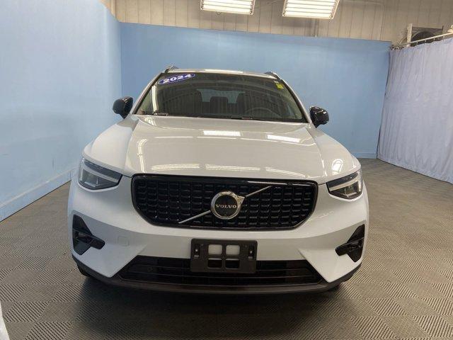 used 2024 Volvo XC40 car, priced at $34,521