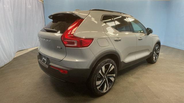 new 2024 Volvo XC40 car, priced at $47,680