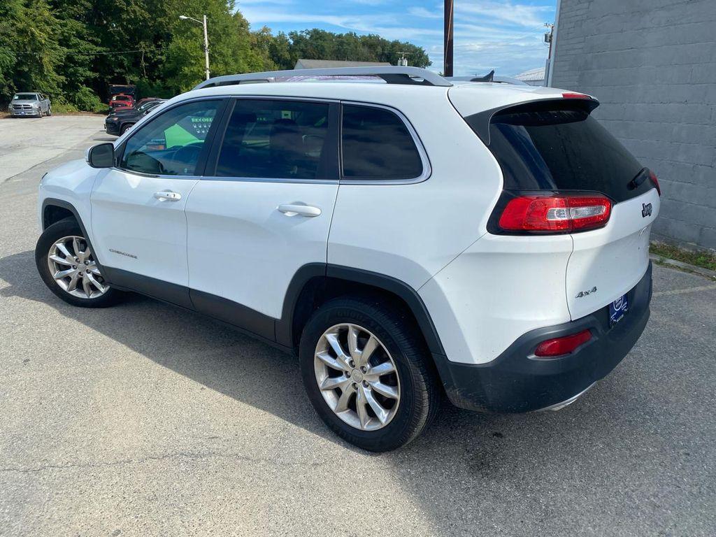 used 2015 Jeep Cherokee car, priced at $10,995