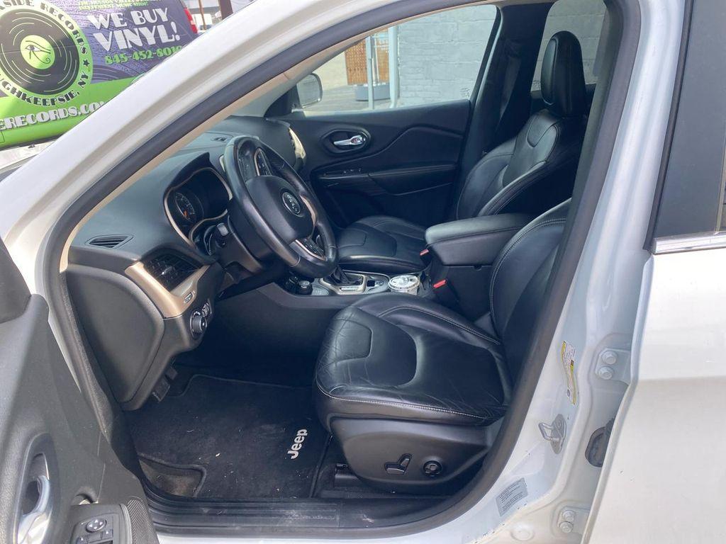 used 2015 Jeep Cherokee car, priced at $10,995