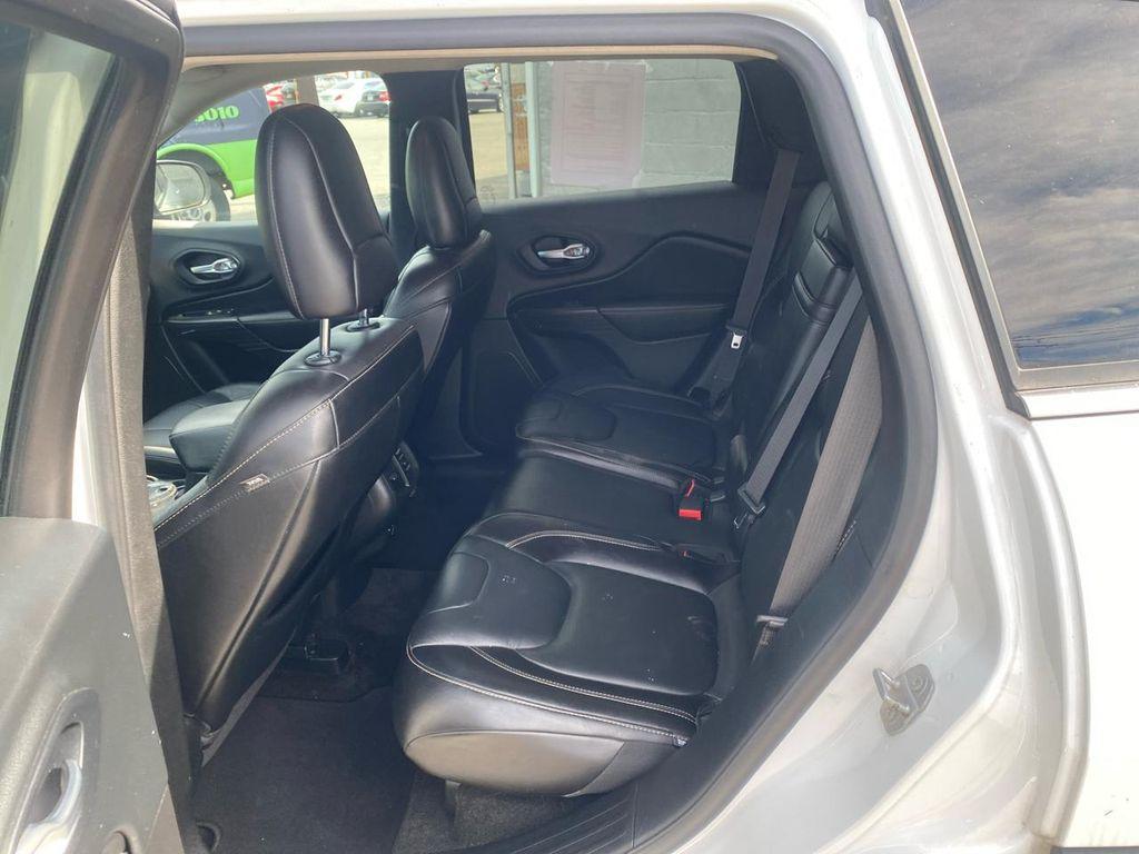 used 2015 Jeep Cherokee car, priced at $10,995