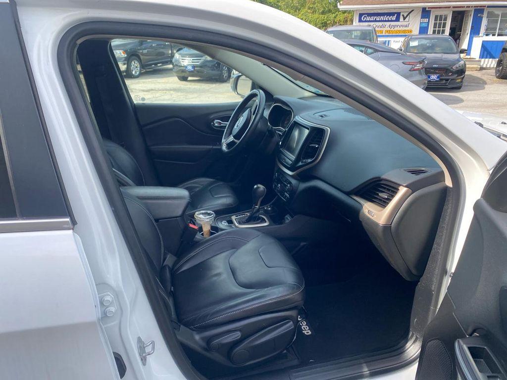 used 2015 Jeep Cherokee car, priced at $10,995