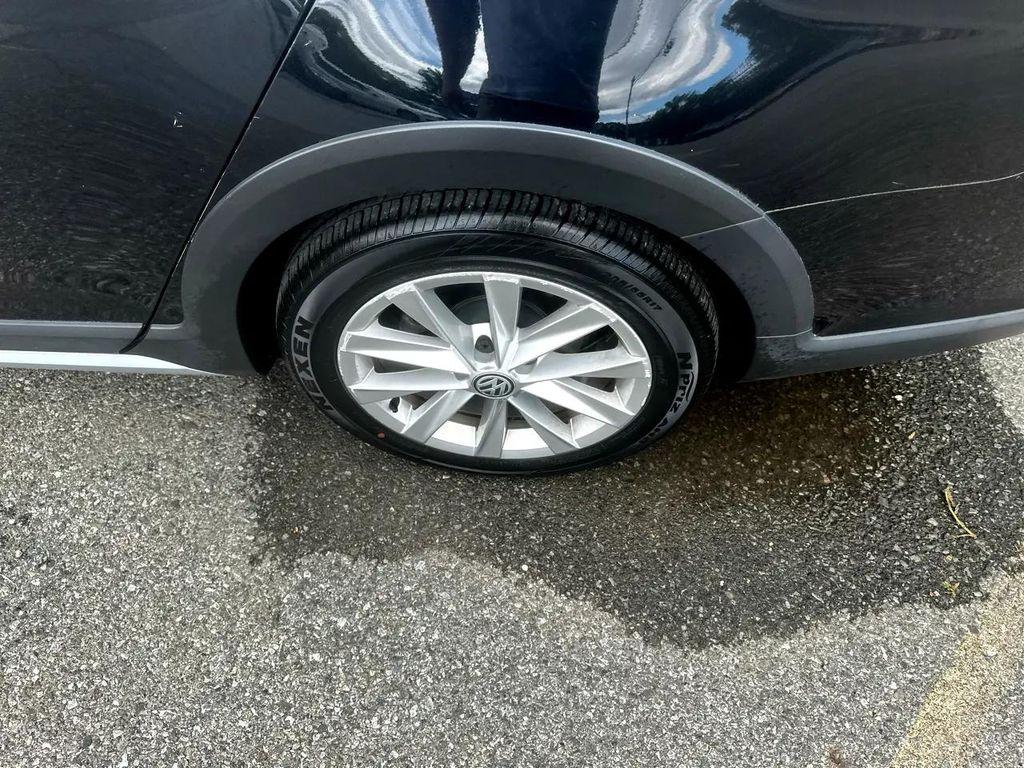 used 2017 Volkswagen Golf Alltrack car, priced at $13,995