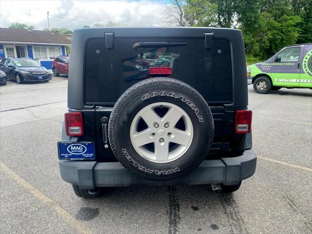 used 2013 Jeep Wrangler Unlimited car, priced at $17,795