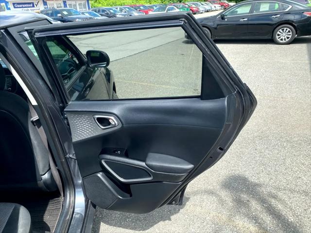 used 2021 Kia Soul car, priced at $12,995
