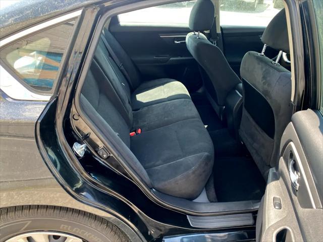 used 2015 Nissan Altima car