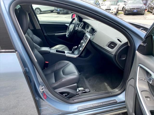 used 2017 Volvo V60 Cross Country car, priced at $13,995