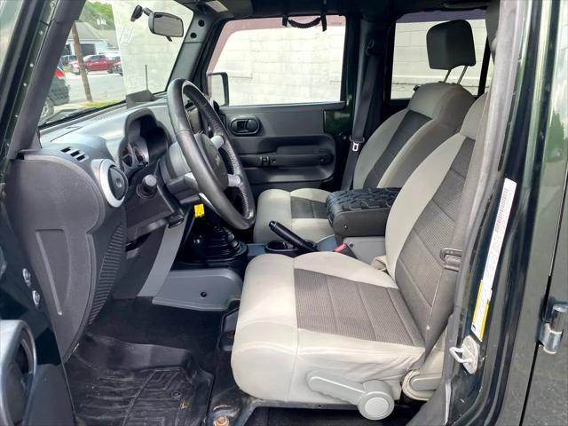 used 2010 Jeep Wrangler Unlimited car, priced at $14,995