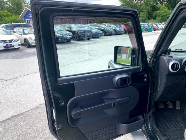 used 2010 Jeep Wrangler Unlimited car, priced at $14,995