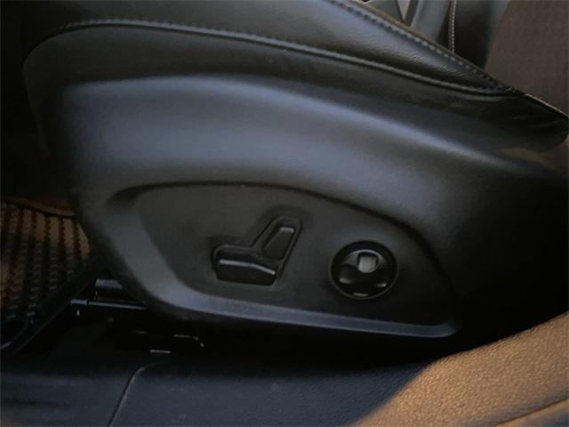 used 2018 Jeep Compass car, priced at $11,080