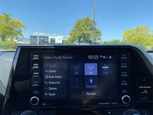 used 2022 Toyota Highlander car, priced at $39,998