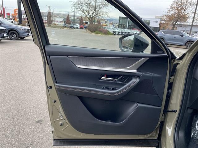 new 2025 Mazda CX-70 PHEV car, priced at $52,769