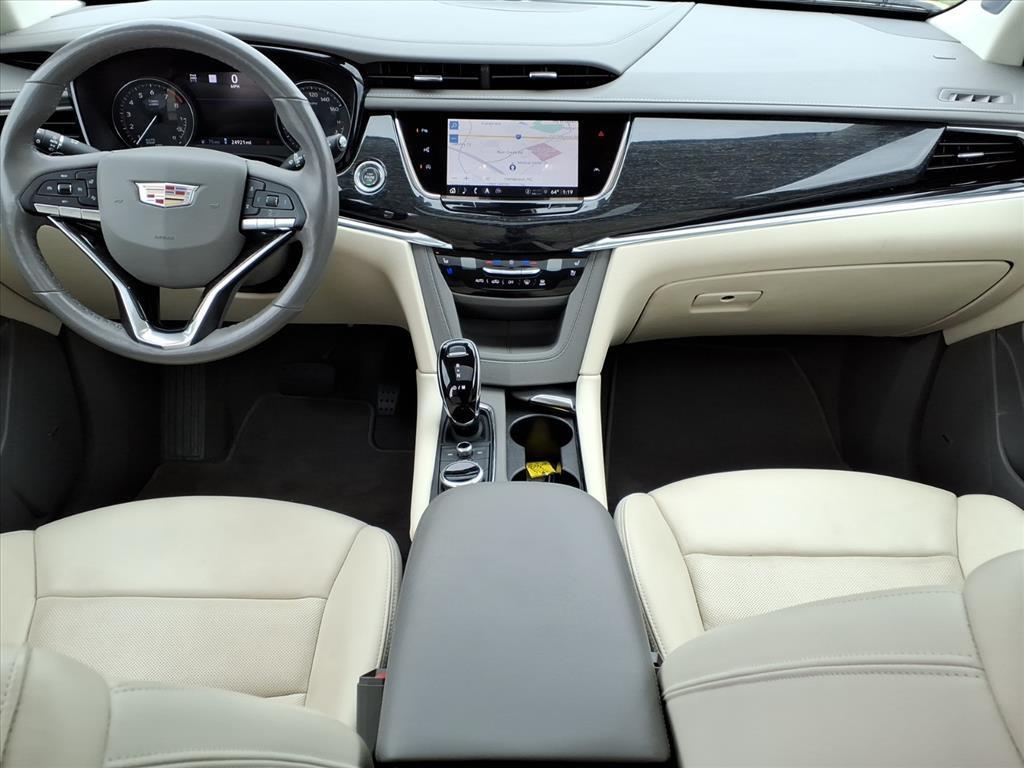 used 2023 Cadillac XT6 car, priced at $46,964