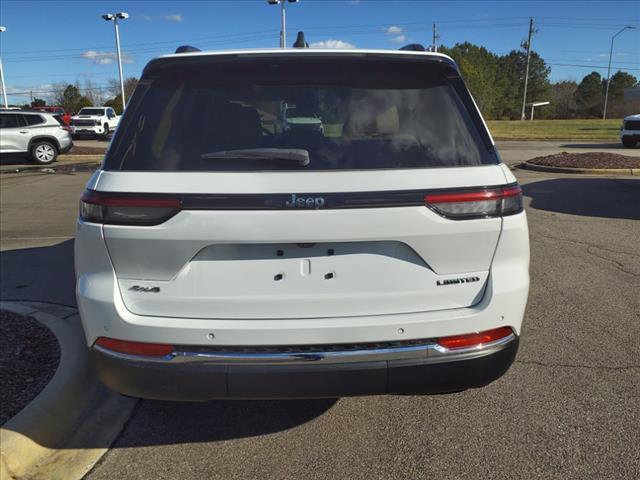 used 2022 Jeep Grand Cherokee car, priced at $29,995